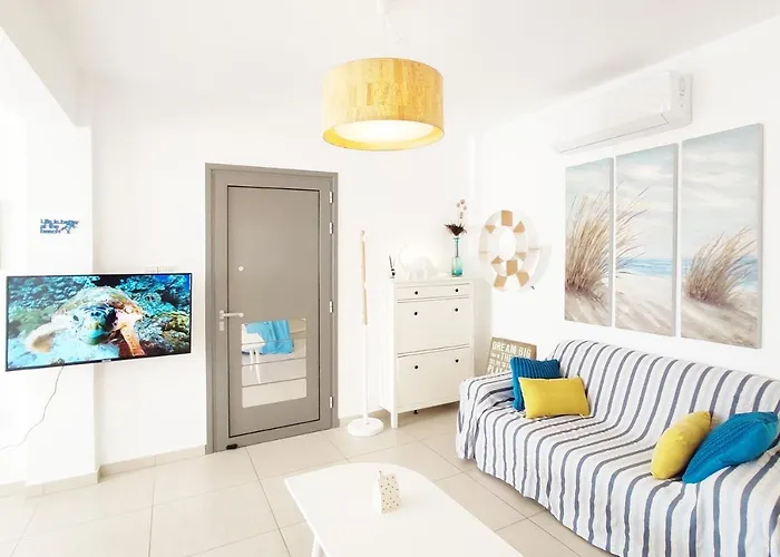Nissini Shell, 3 Bedroom With Private Pool At Nissi *