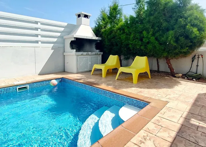 Nissini Shell, 3 Bedroom With Private Pool At Nissi Villa *