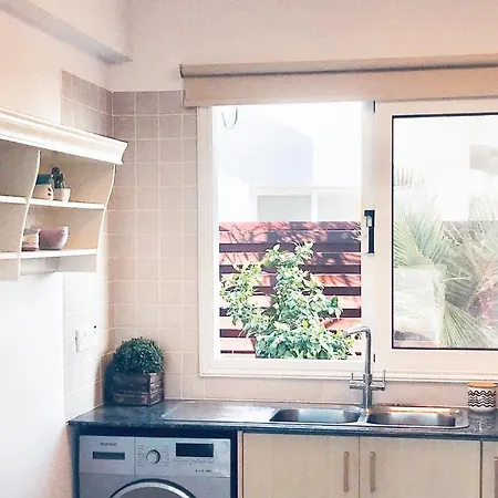 Nissini Shell, 3 Bedroom With Private Pool At Nissi Willa Ajia Napa