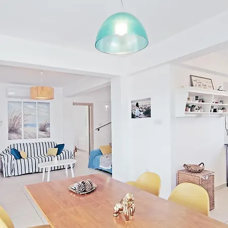 Nissini Shell, 3 Bedroom With Private Pool At Nissi *